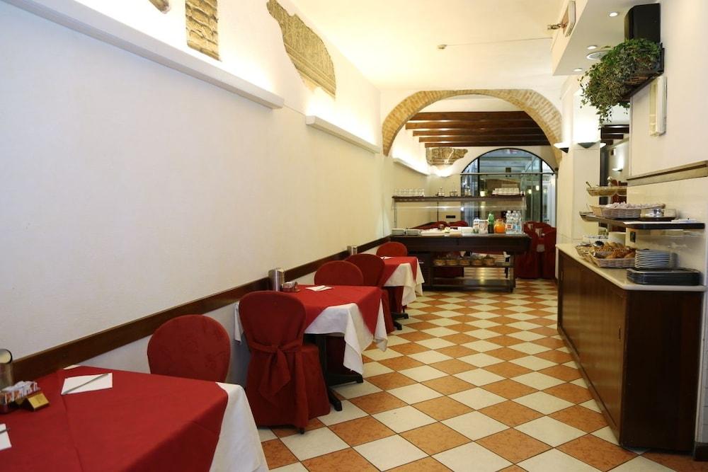Antico Residence Mantua Buitenkant foto